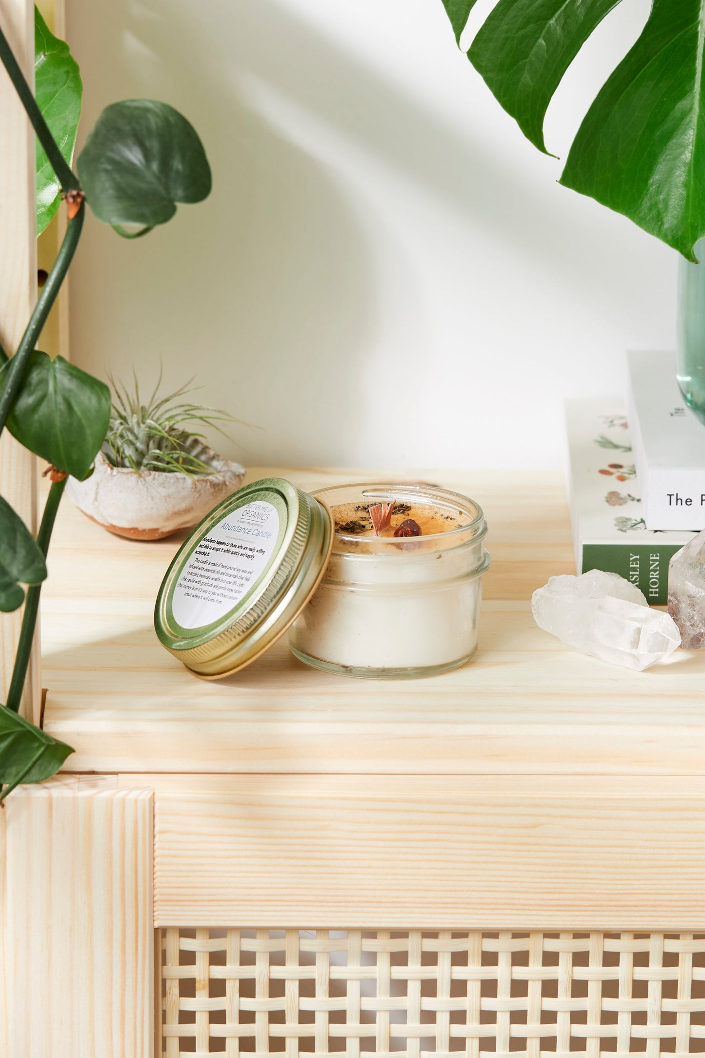 Abundance Intention Candle – Hand-Poured Soy with Crystal & Herbs