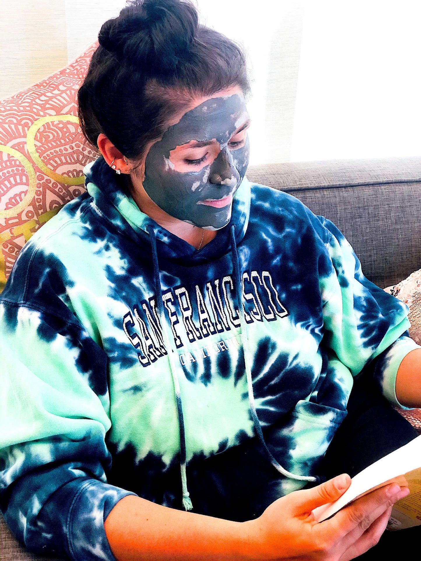 Organic Charcoal Mask – Deep Pore Detox