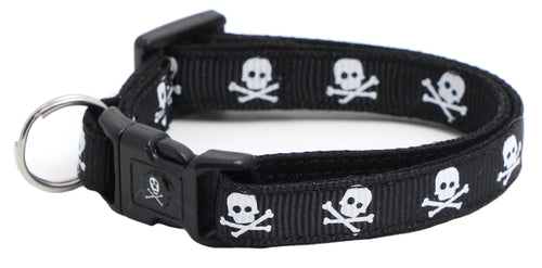 Skulls & Crossbones on Black β Breakaway Cat Collar