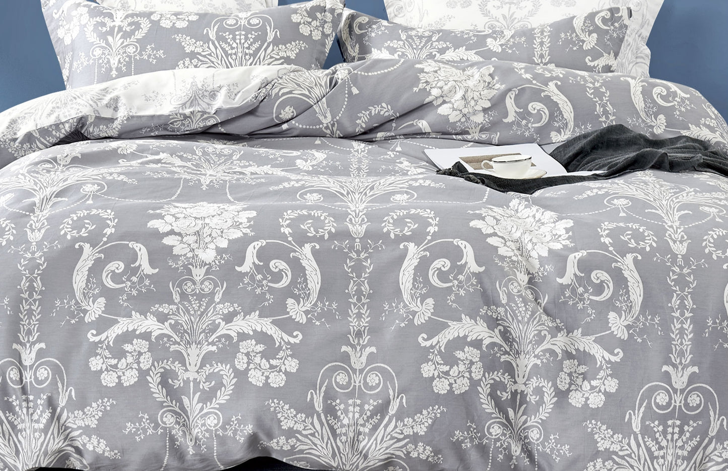 Lauren Damask Reversible Cotton Comforter Set – White/Grey