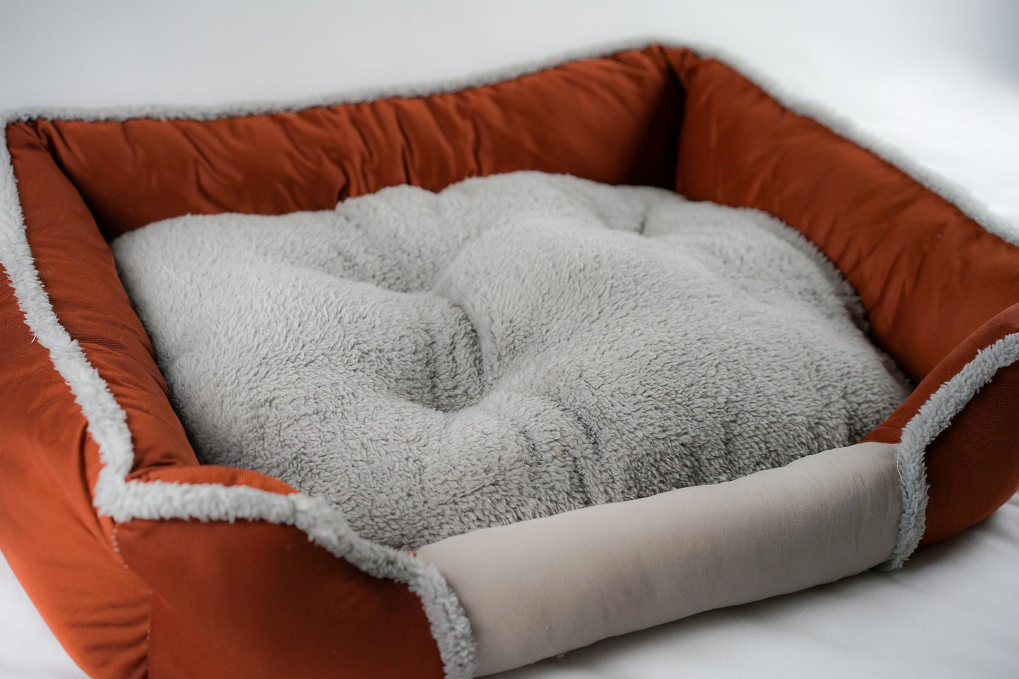 Soft Touch All Seasons Pet Bed โ 26"
