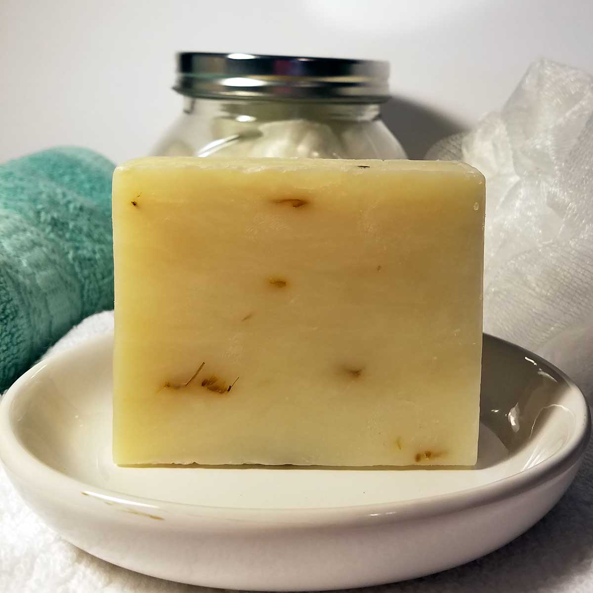 Aloe & Calendula Handmade Soap – Soothing & Hydrating