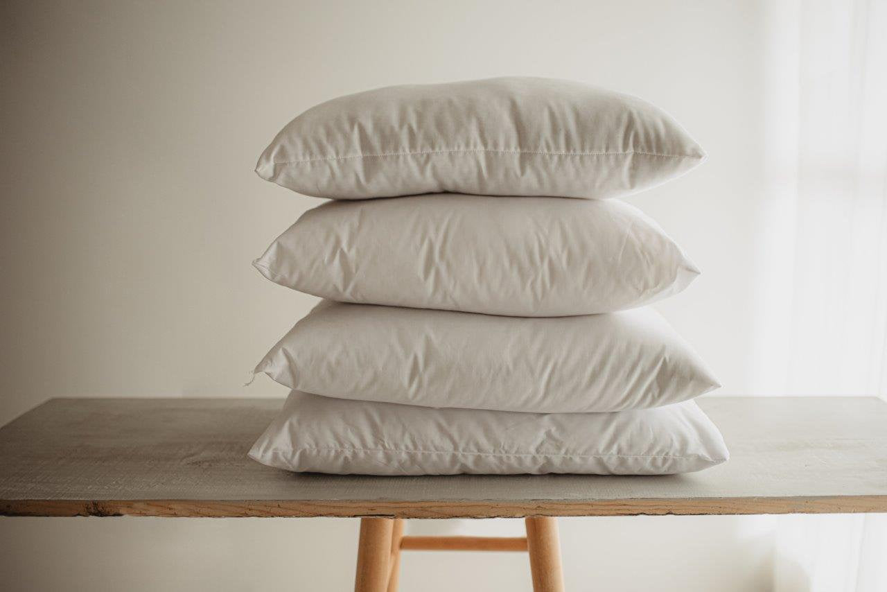 Down Alternative Hypoallergenic Throw Pillow Insert β Cotton Cover