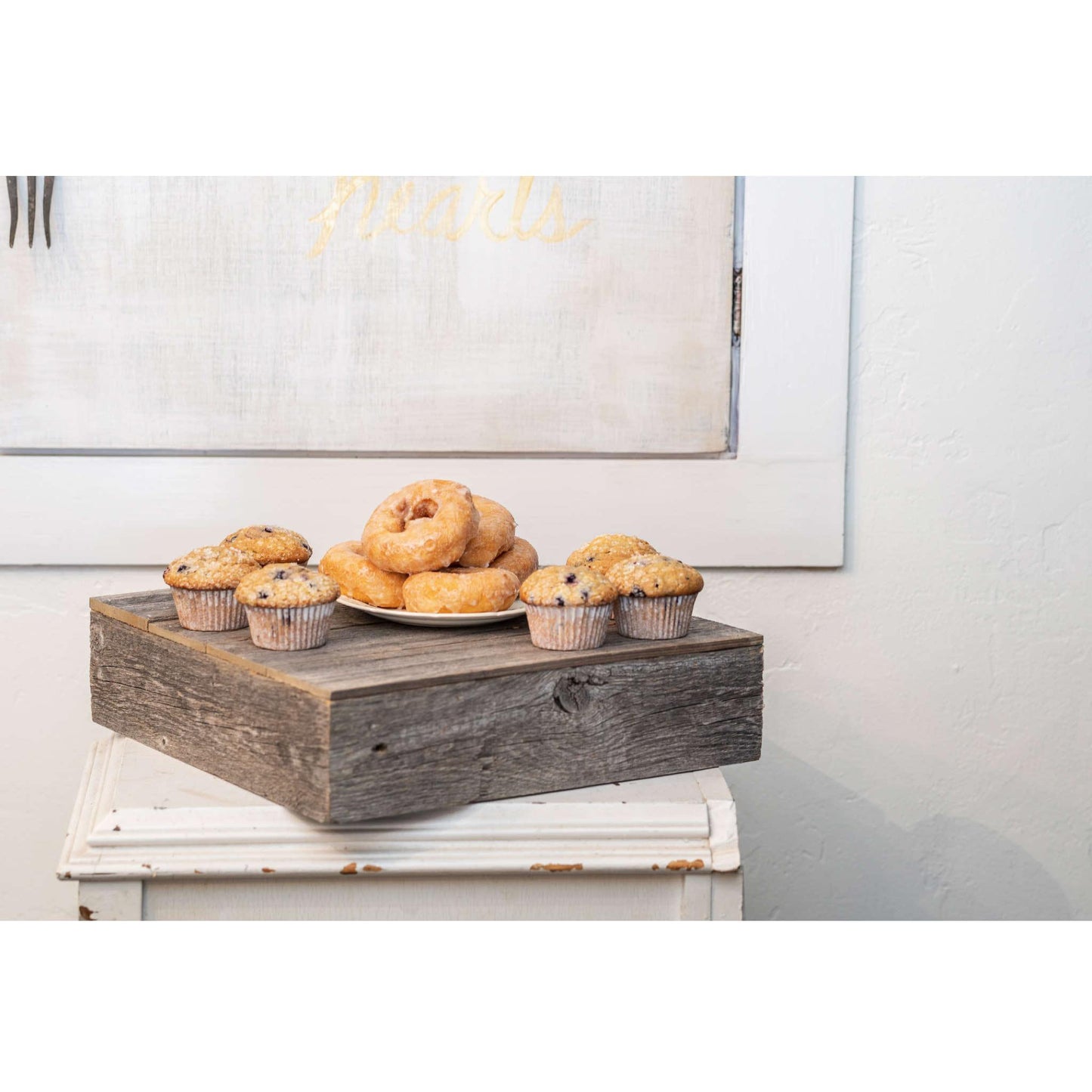 Natural Weathered Gray Cake Stand – Rustic Farmhouse Style