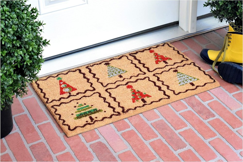 Natural, Red & Black Christmas Trees – 17" x 29" Outdoor Coir Door Mat