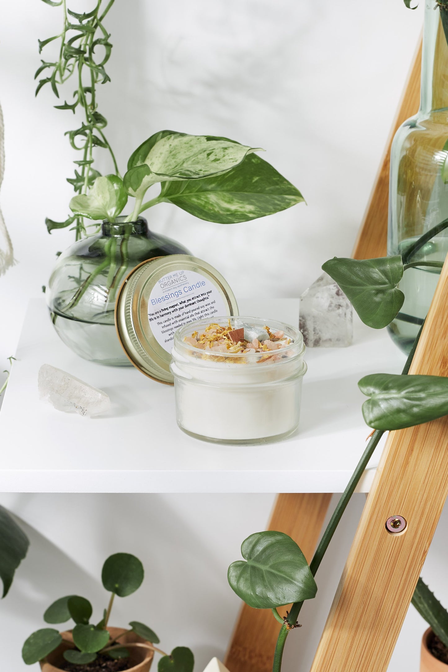 Blessings Intention Candle – Soy Wax with Crystal & Botanicals