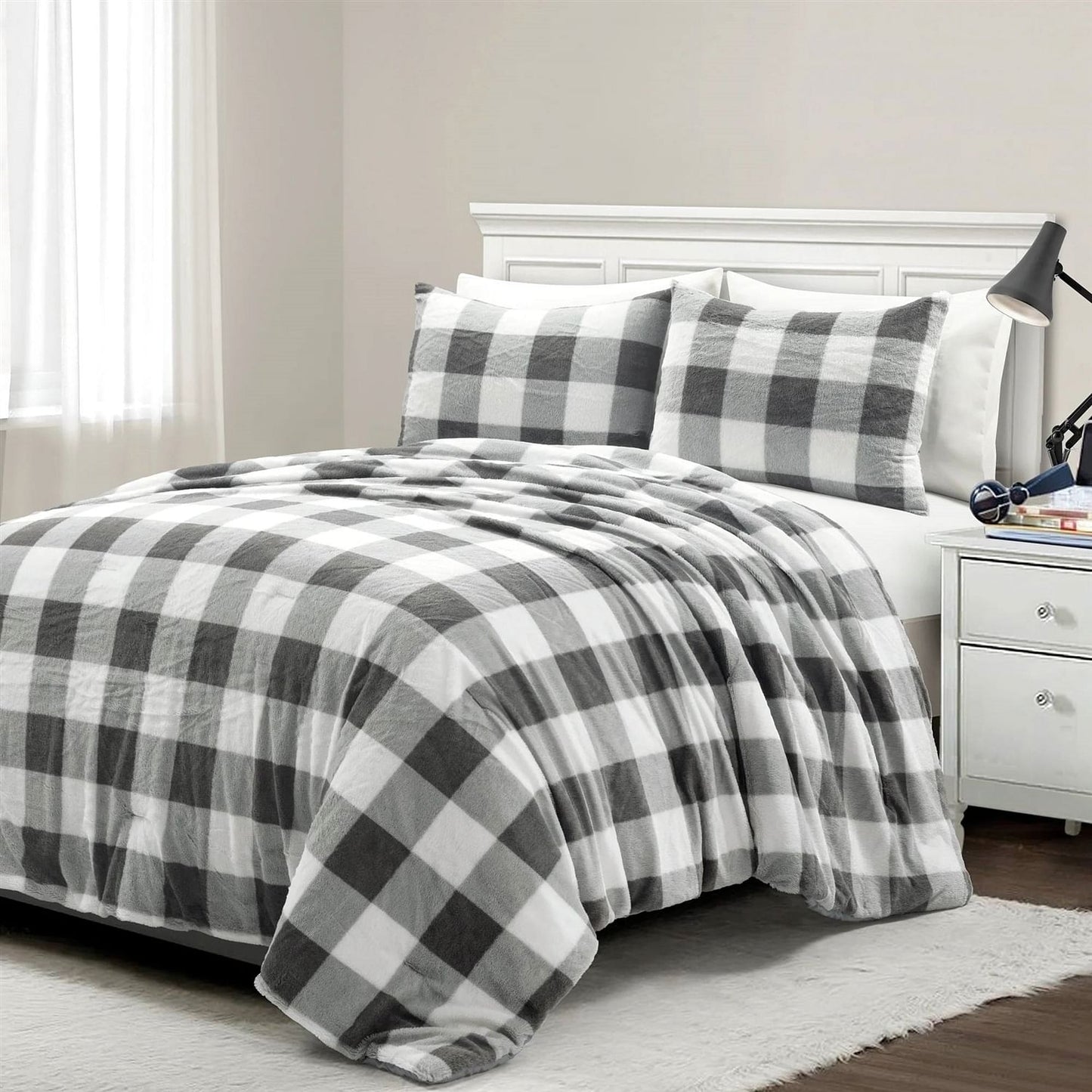 Plaid Soft Faux Fur Comforter Set – Black, White & Grey (Full/Queen)