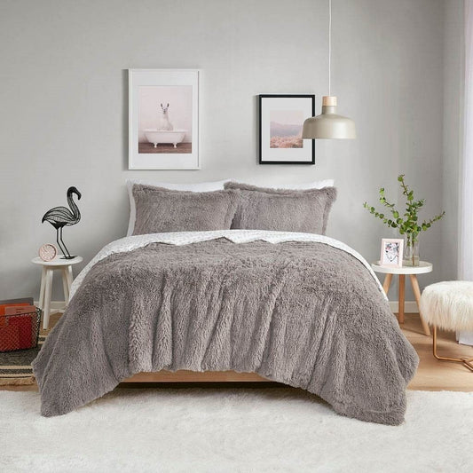 Full/Queen Size Grey Reversible Soft Sherpa Faux Fur 3-Piece Comforter Set