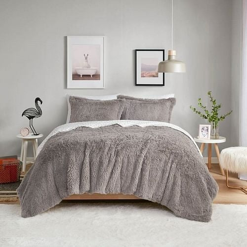 Full/Queen Size Grey Reversible Soft Sherpa Faux Fur 3-Piece Comforter Set