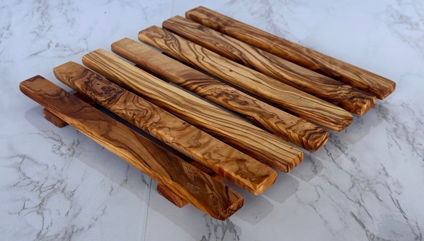 Olive Wood Pan Trivet – Handcrafted Natural Elegance