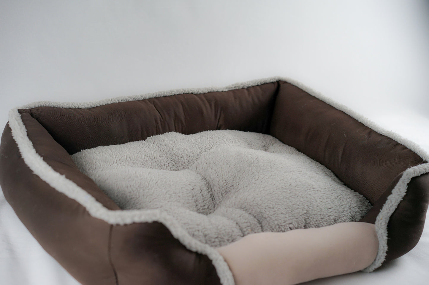 Soft Touch All Seasons Pet Bed – 26"