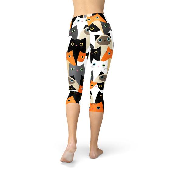 Women’s All Over Print Cats Capri Leggings – Premium Performance & Comfort